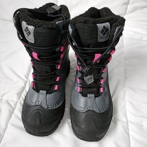 Columbia snow boots.